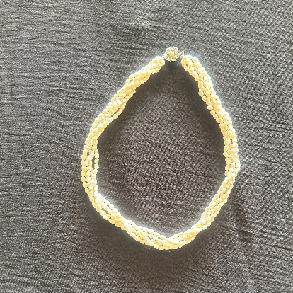 Twisted Cream Beaded Necklace